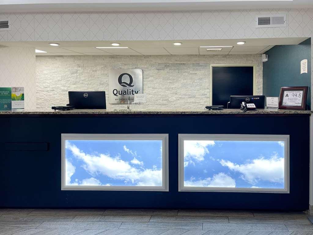 Quality Inn & Suites Clemmons I-40 Beltér fotó